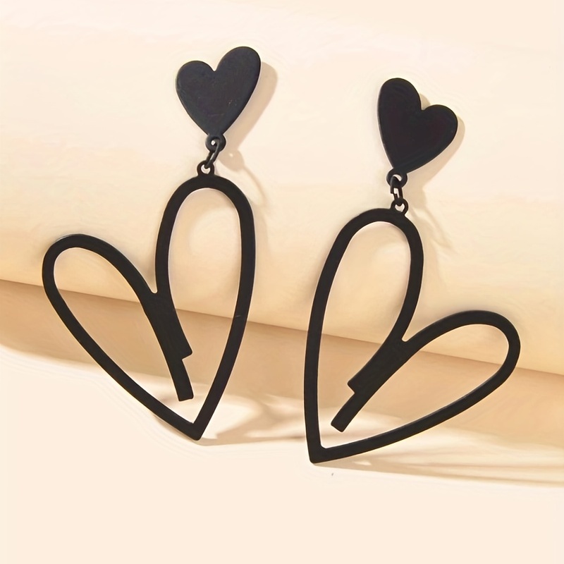 Vintage Gothic Heart Alloy Earrings Stainless Steel Ear Needle